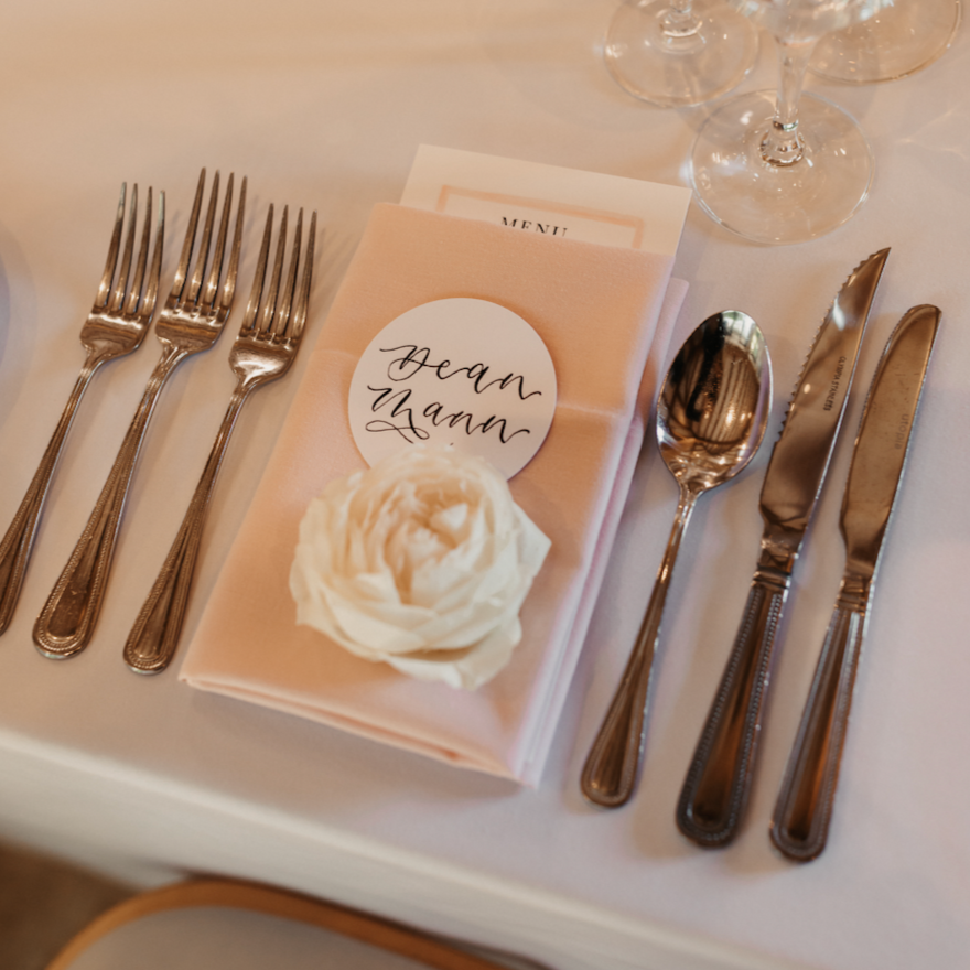 White Circle Place Cards