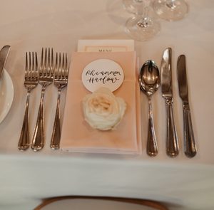 White Circle Place Cards
