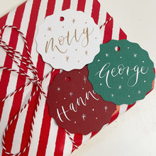 Load image into Gallery viewer, Personalised Wavy Circle Gift Tag

